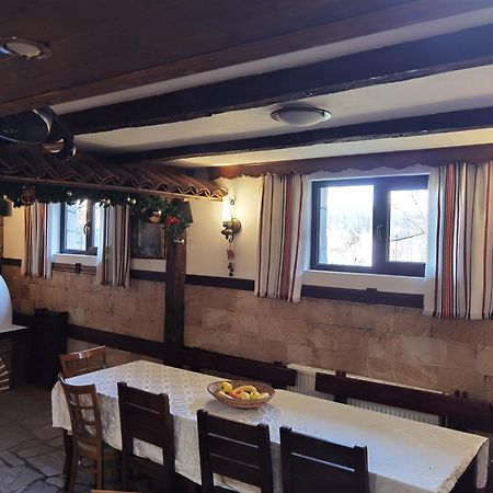 Mira Guest House Dobrinishte Exterior photo